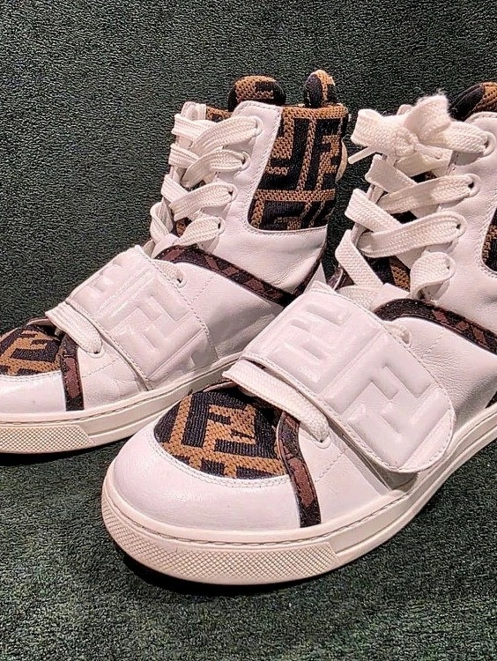 Fendi FF Logo High-Top Sneakers with 3D Bear Head EU 33 US 2 Big Kids